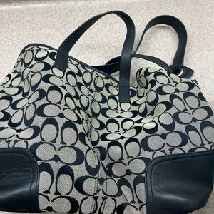 Coach classic bag